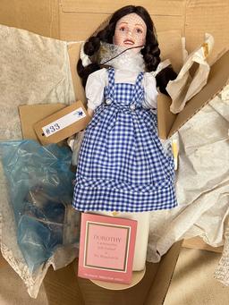 2PC FRANKLIN MINT HEIRLOOM DOLLS - DOROTHY AND HOLLY