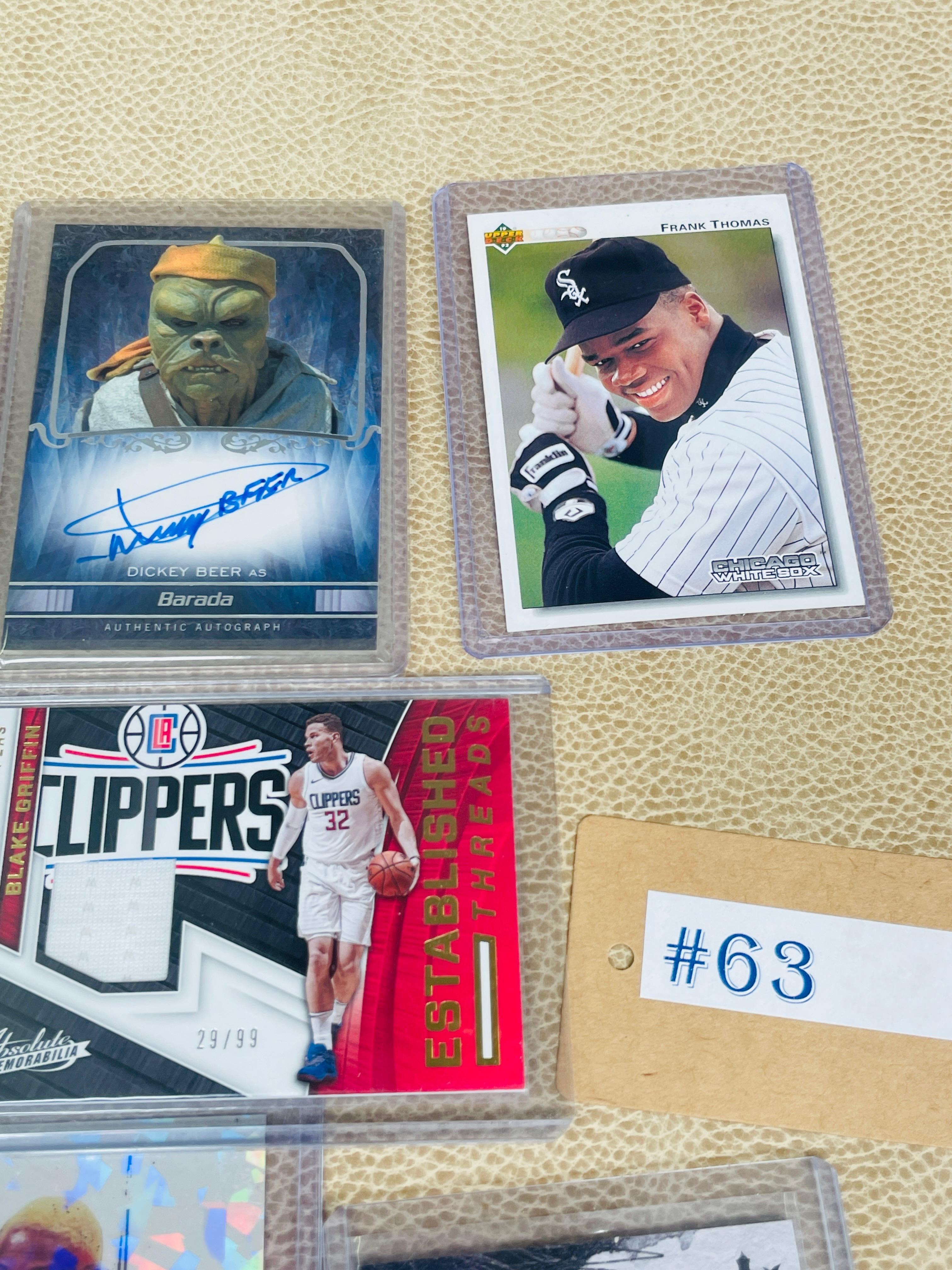LOT OF STAR WARS, BASKETBALL AND SOCCER CARDS