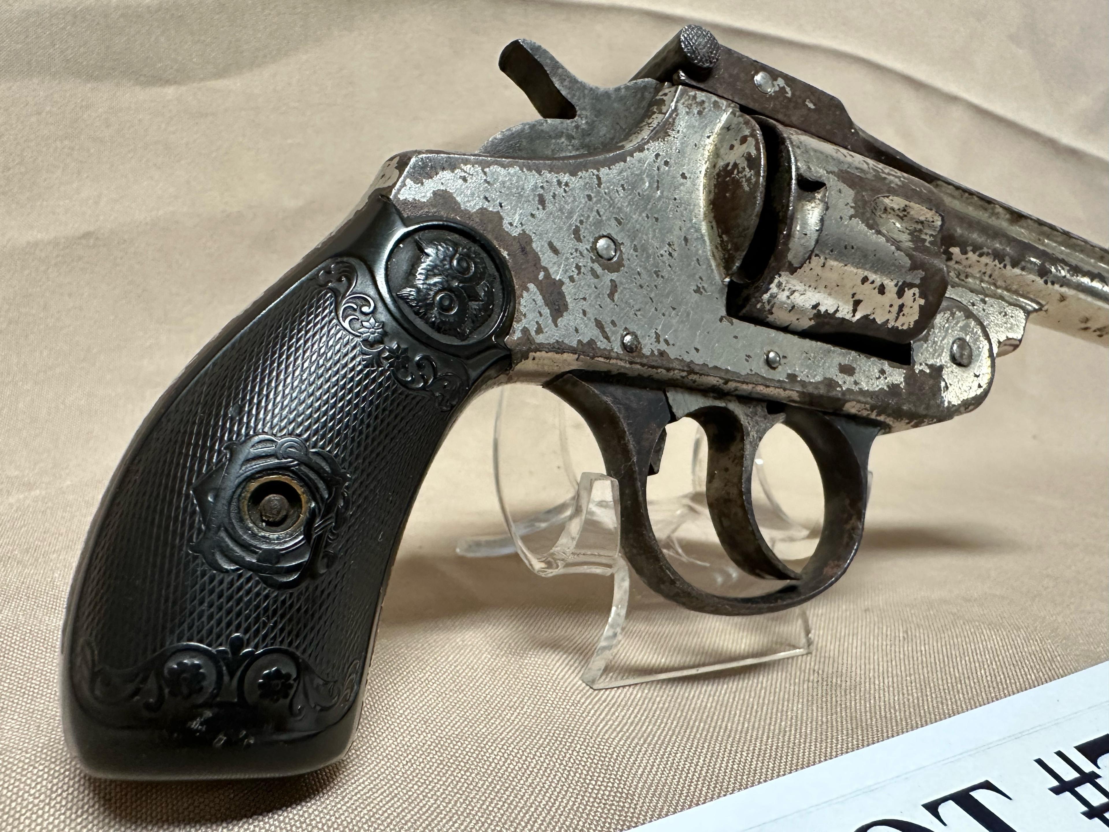 IVER JOHNSON 38CAL REVOLVER