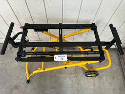 DEWALT ROLLING MITER SAW STAND