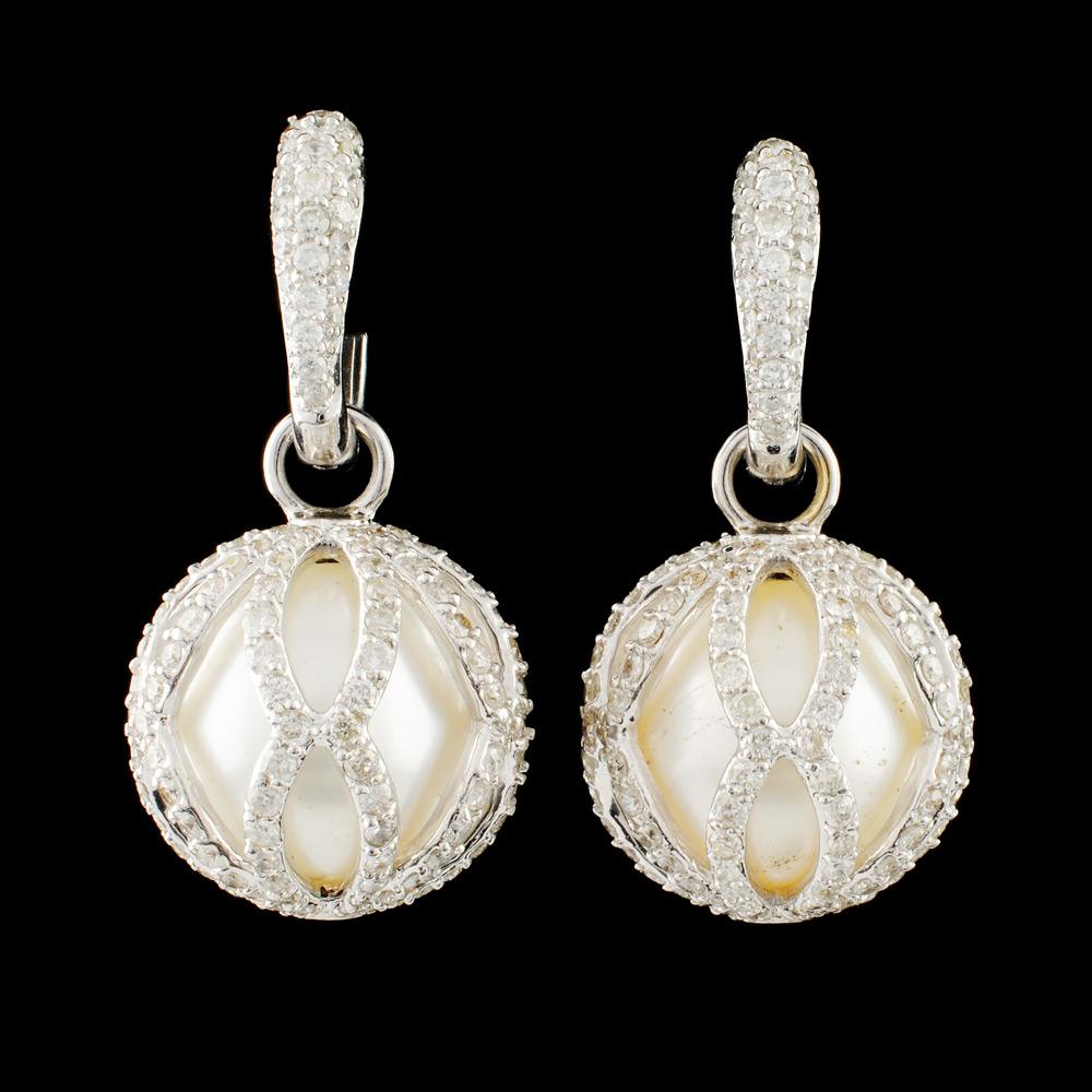 14K White Gold 1.71ctw Fancy Color Diamond Earring