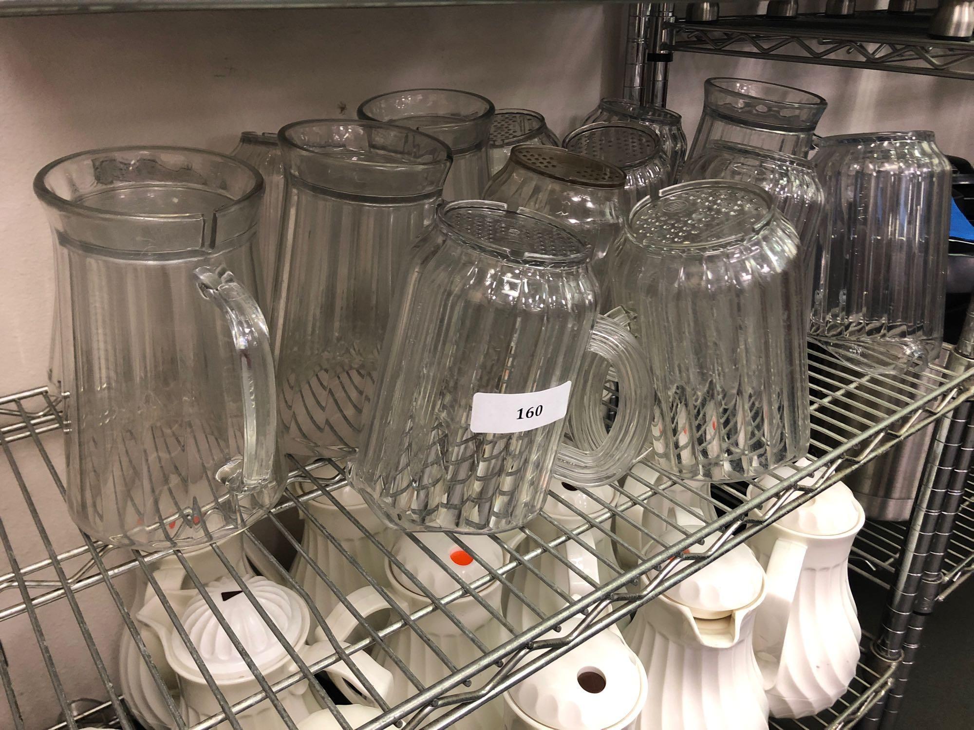 (13) Pitchers