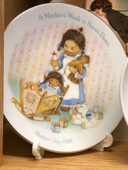 (13) Decorative Avon Collector Plates