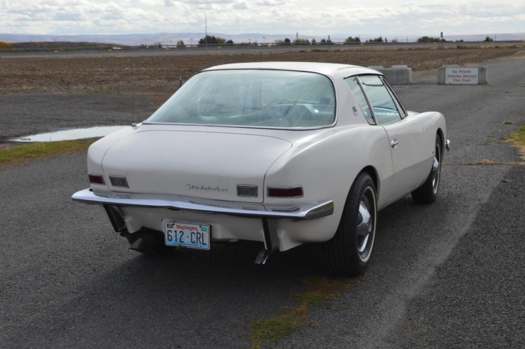 1963 Studebaker Avanti R2, Paxton Supercharger, Jet Thrust 289 V-8, 4 BBL, Borg Warner 3-speed AT