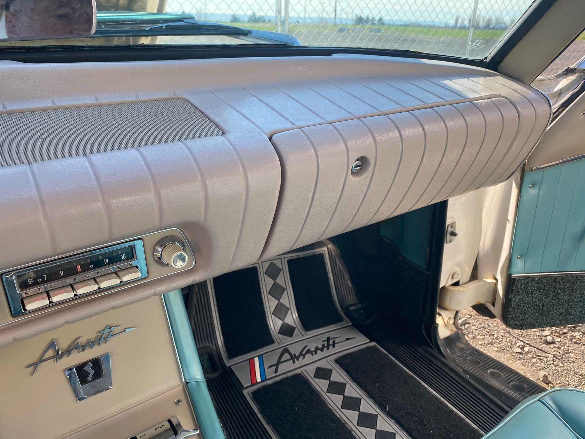 1963 Studebaker Avanti R2, Paxton Supercharger, Jet Thrust 289 V-8, 4 BBL, Borg Warner 3-speed AT