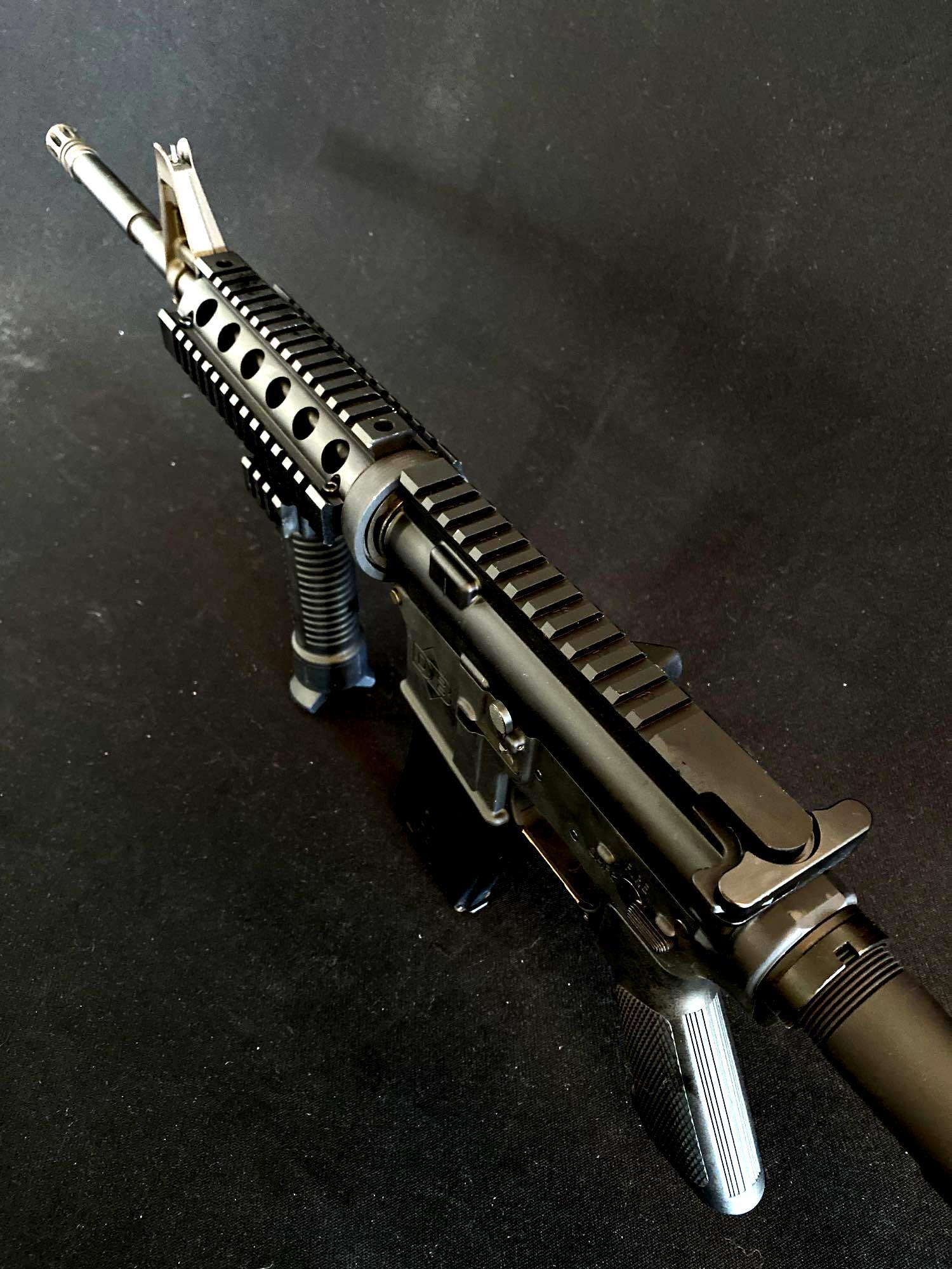 Diamondback Model DB-15 .223/5.56 Semi Automatic Rifle