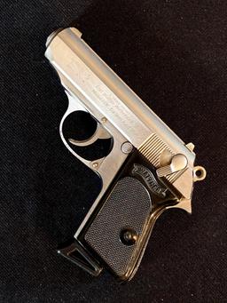 Walther Model PPK .380ACP Semi-Auto Pistol w/ Case