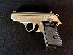 Walther Model PPK .380ACP Semi-Auto Pistol w/ Case