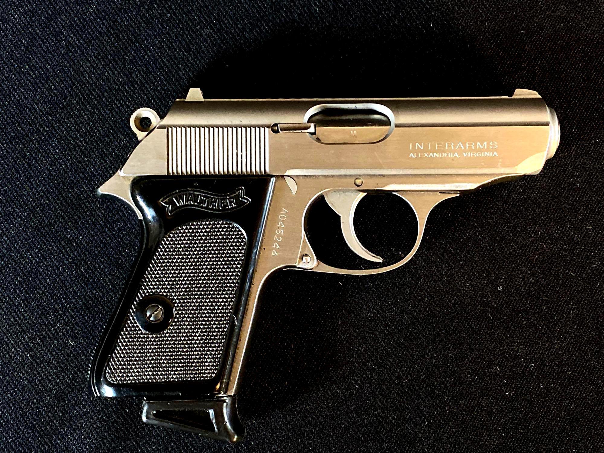 Walther Model PPK .380ACP Semi-Auto Pistol w/ Case