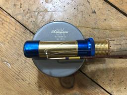 9' True Temper #1227 Aristocrat fly Rod w/ shakespeare # 1821 Reel