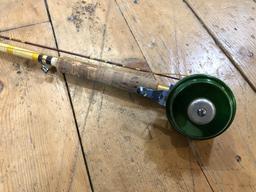 9' True Temper #1227 Aristocrat fly Rod w/ shakespeare # 1821 Reel