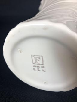 Larry McBean Franciscan Vase Sept 1938-Feb. 1939 Vase 9-3/4" H