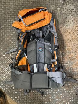Hi-Tech Back Tioga 65