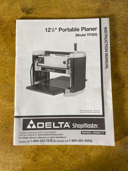 Delta Portable 12-1/2" x 5" x 9"Planer