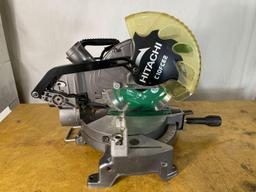 Hitachi C10FCE2 15-Amp 10-inch Single Bevel Compound Miter Saw