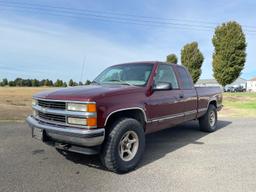 1997 Chevrolet K1500 4 X 4 2-Door Extended Cab Z71 Pickup Truck