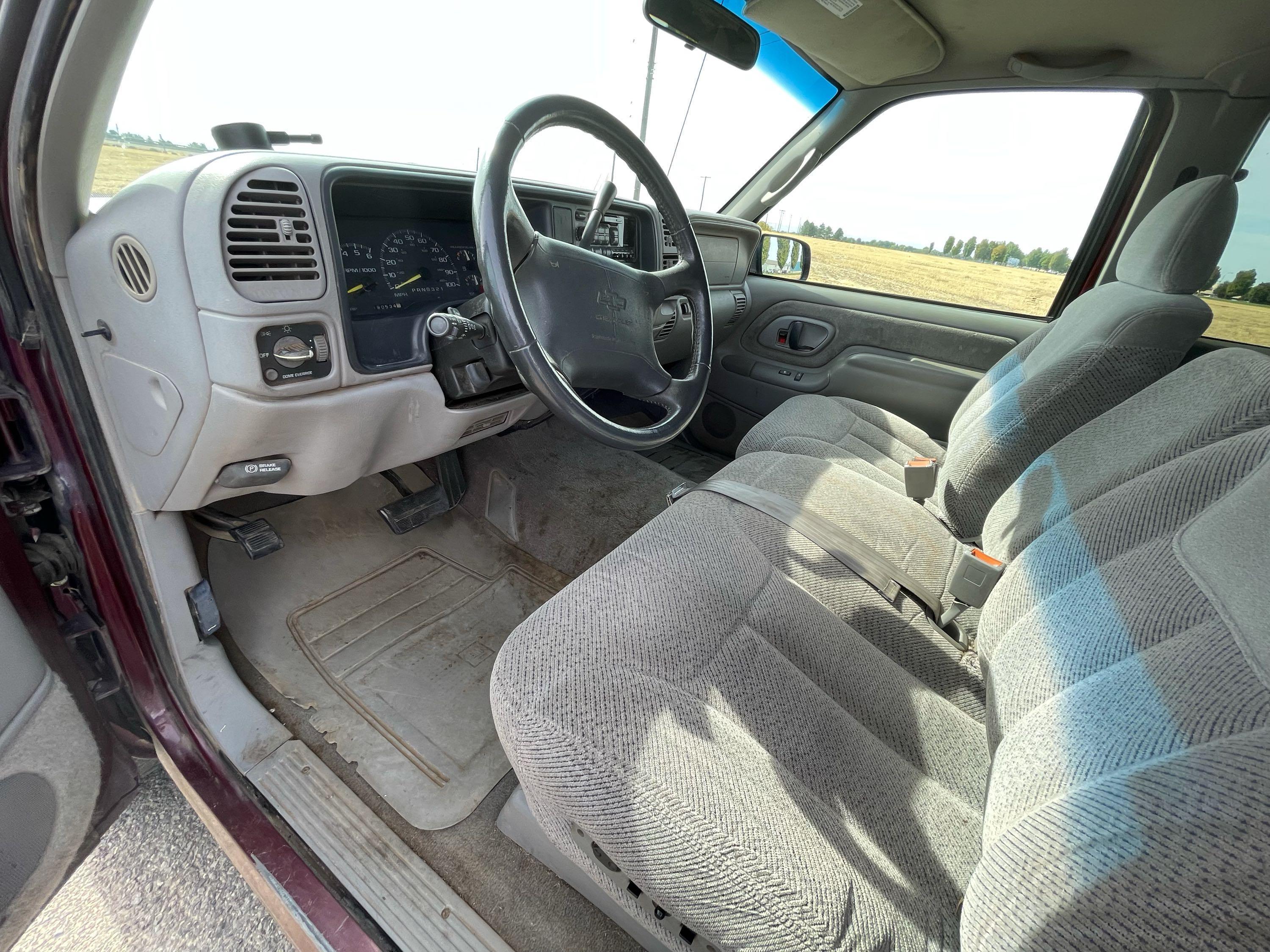 1997 Chevrolet K1500 4 X 4 2-Door Extended Cab Z71 Pickup Truck
