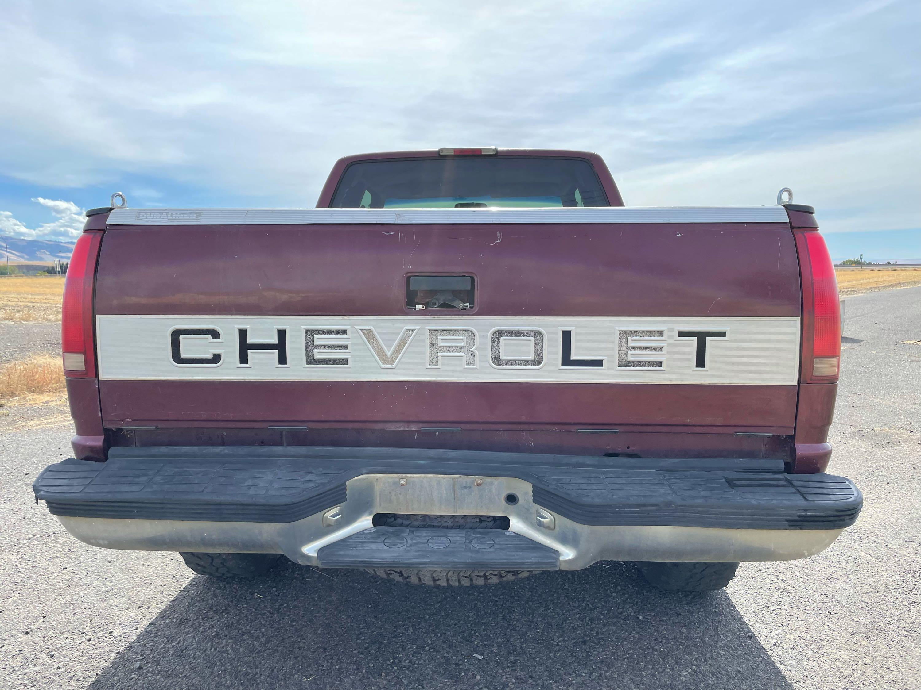 1997 Chevrolet K1500 4 X 4 2-Door Extended Cab Z71 Pickup Truck