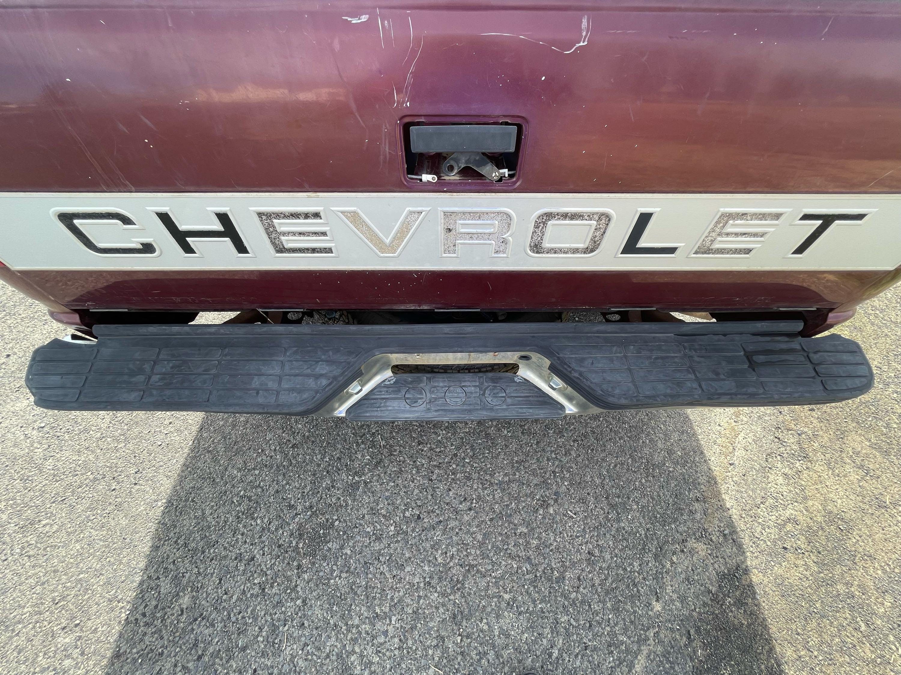 1997 Chevrolet K1500 4 X 4 2-Door Extended Cab Z71 Pickup Truck