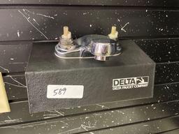 (2) Delta Showroom Displays & Drain