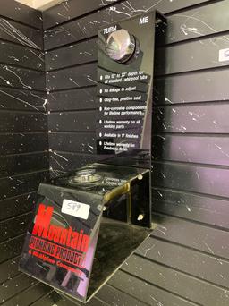 (2) Delta Showroom Displays & Drain