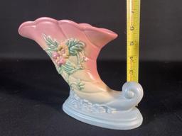 Hull Wild Flower Cornucopia Pink & Blue W-7 7-1/2" H