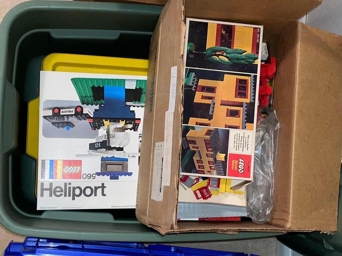 Assorted Legos