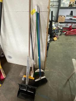 Brooms & Dustpan