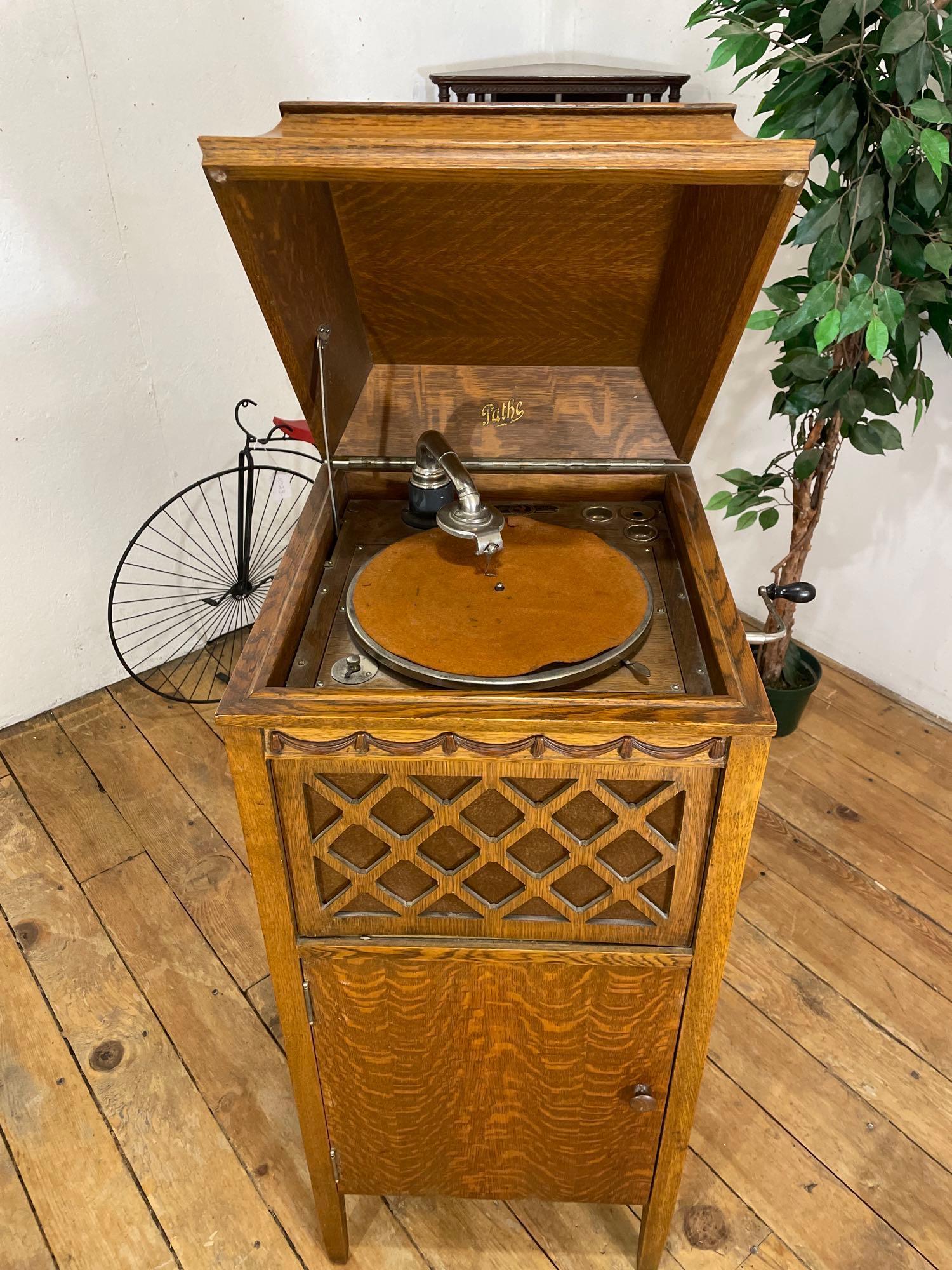 Pathe Freres, Model VII, crank Phonograph, oak cabinet.