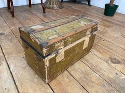 Vintage doll travel trunk w/ misc clothing