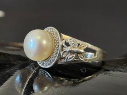 Sterling Silver and Pearl Ring