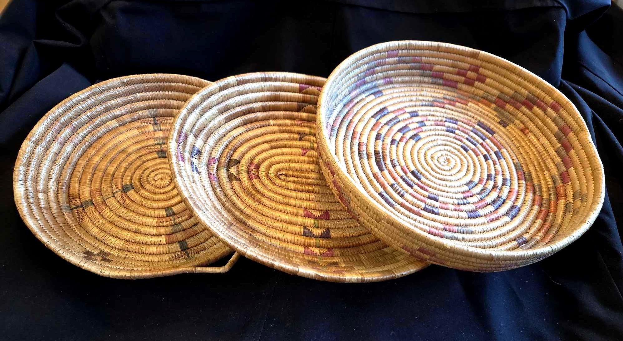 Hopi-made flat woven baskets, set of 3