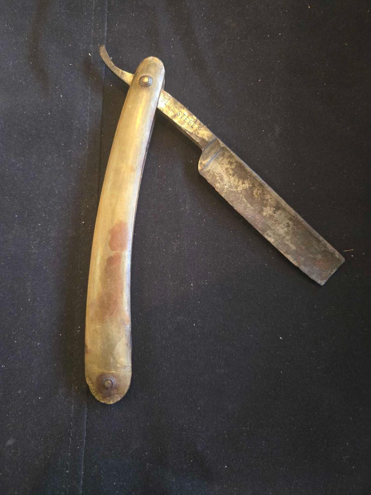 Vintage straight razor, Mfd. Portland, Oregon