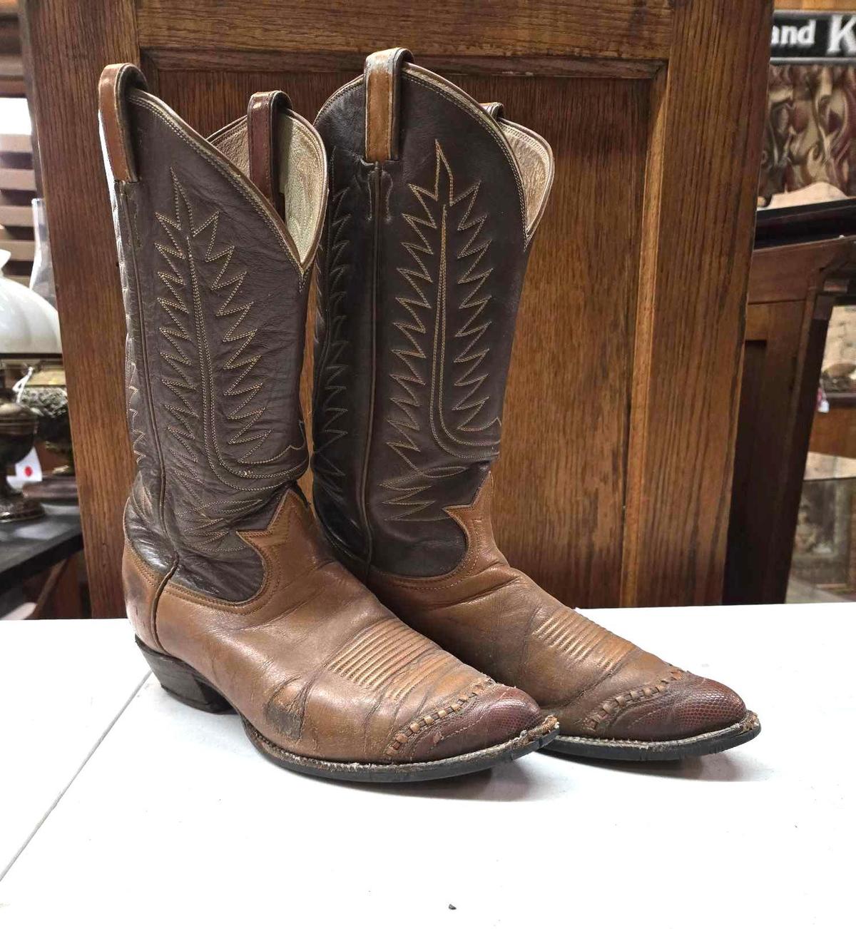 Men's Tony Lama western style leather boots