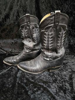 Men's Tony Lama bull hide boots, size 12D