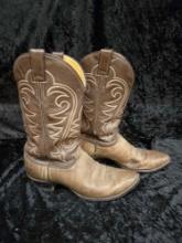 Men's Justin western style leather boots
