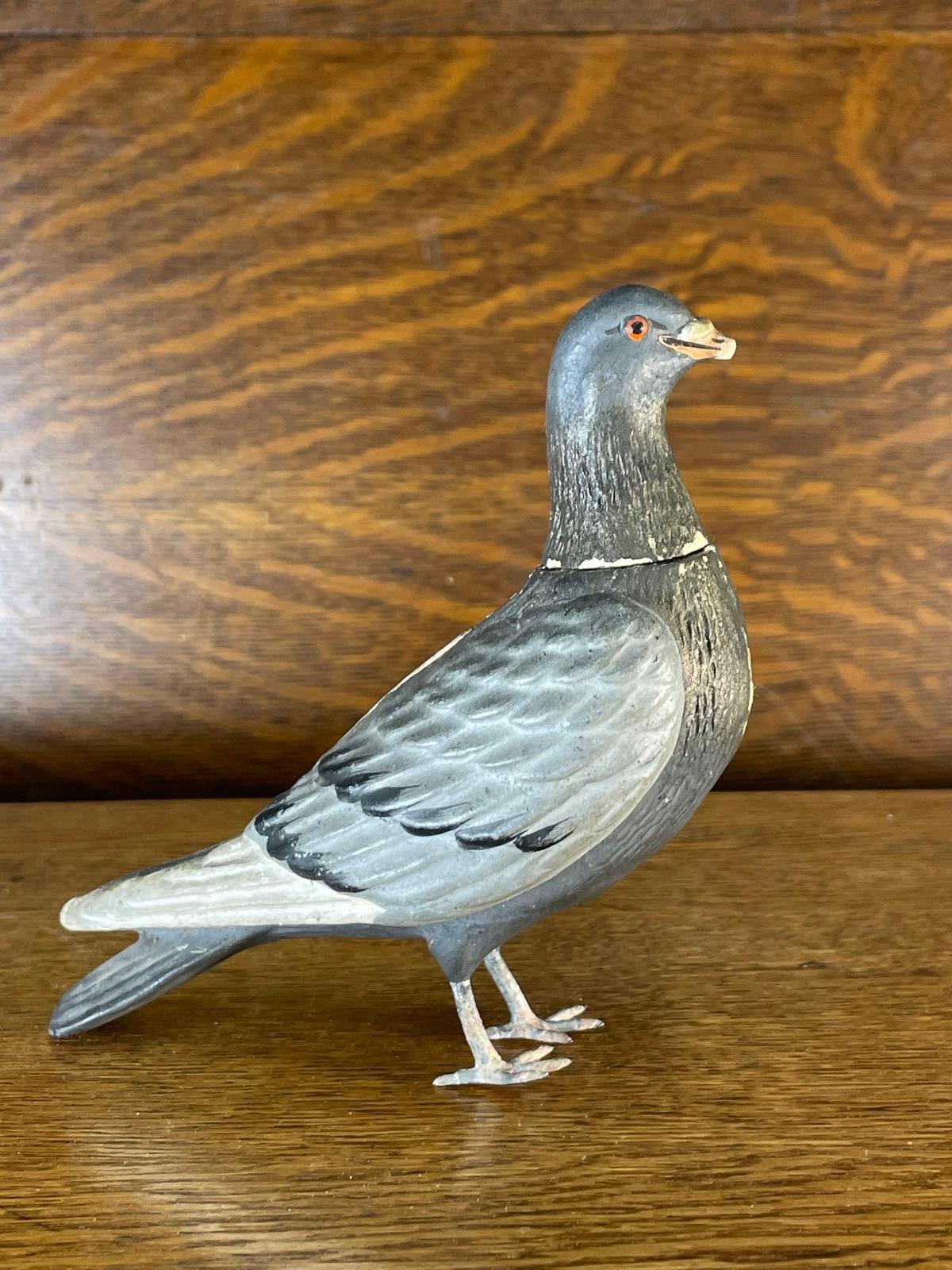 PIgeon figure candy dish