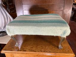 Recovered foot stool