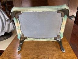 Recovered foot stool