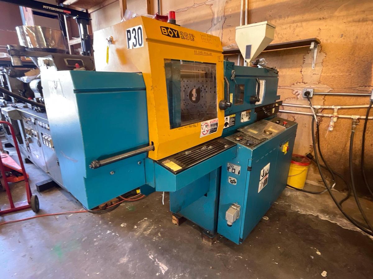 Boy 25D Plastic Injection Molding Machine
