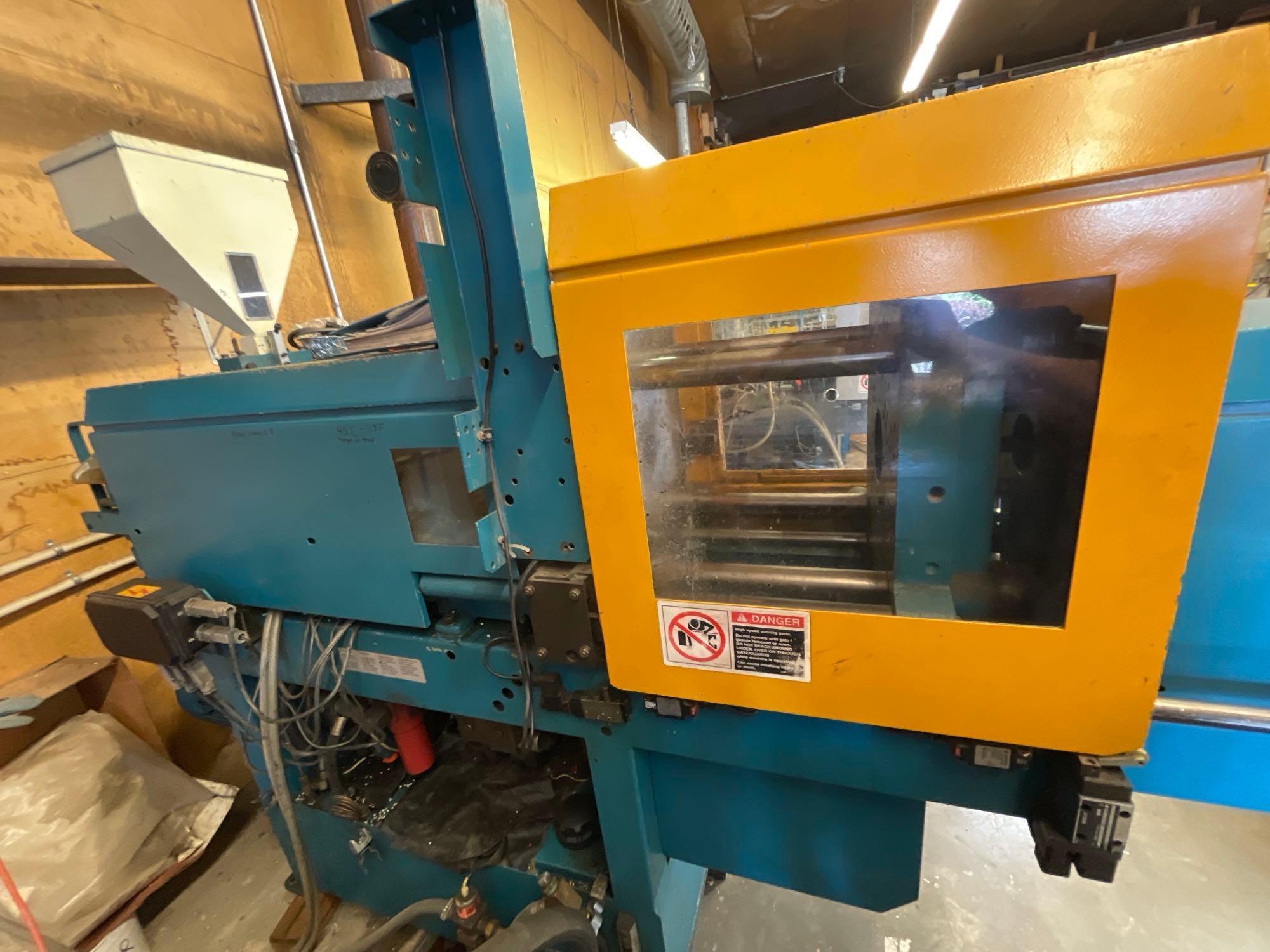 Boy 25D Plastic Injection Molding Machine