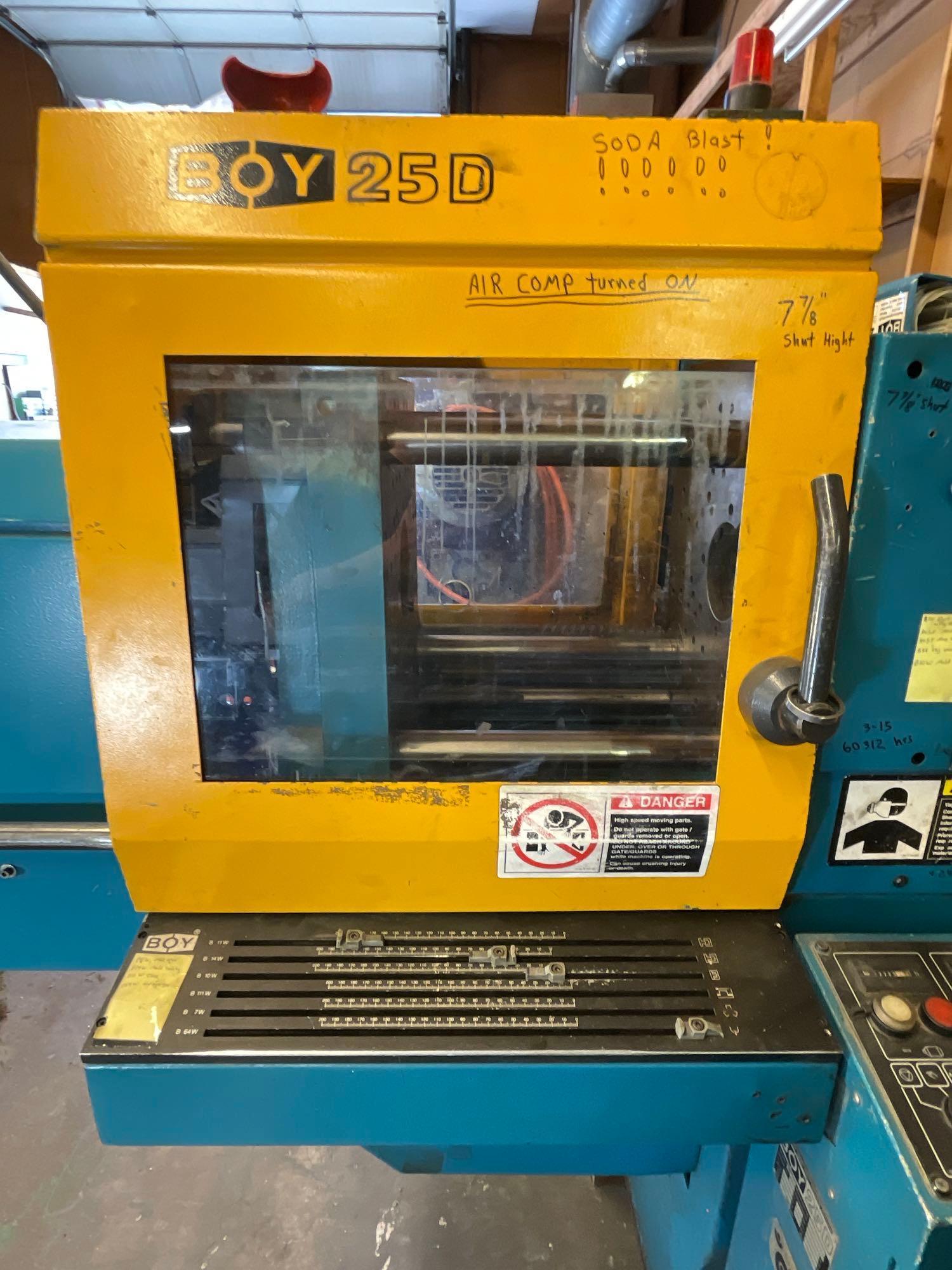 Boy 25D Plastic Injection Molding Machine