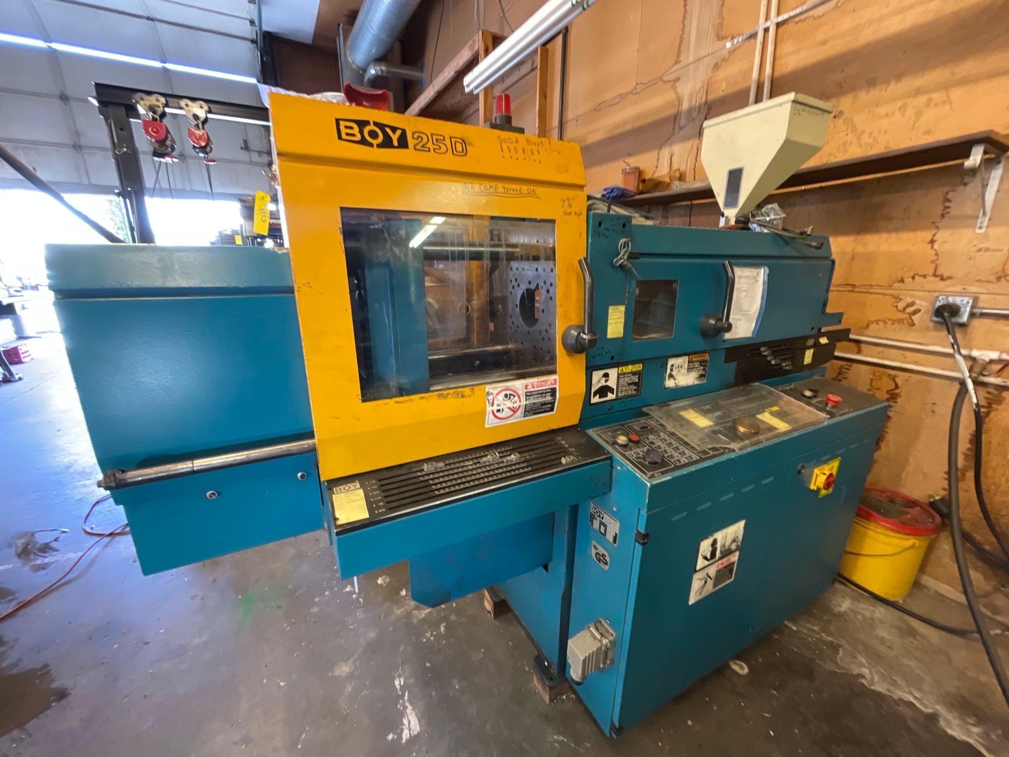 Boy 25D Plastic Injection Molding Machine