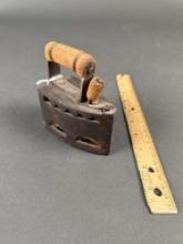 Child's caracole sad iron