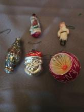 (5) ornaments with Santas