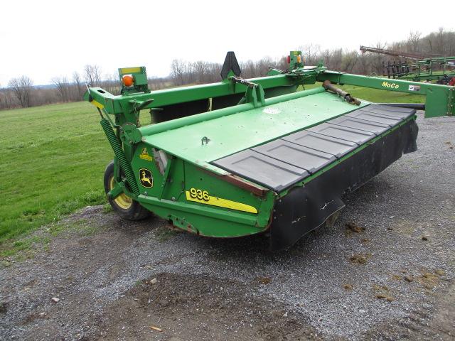 John Deere 936 Moco flails conditioner