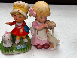Figurines