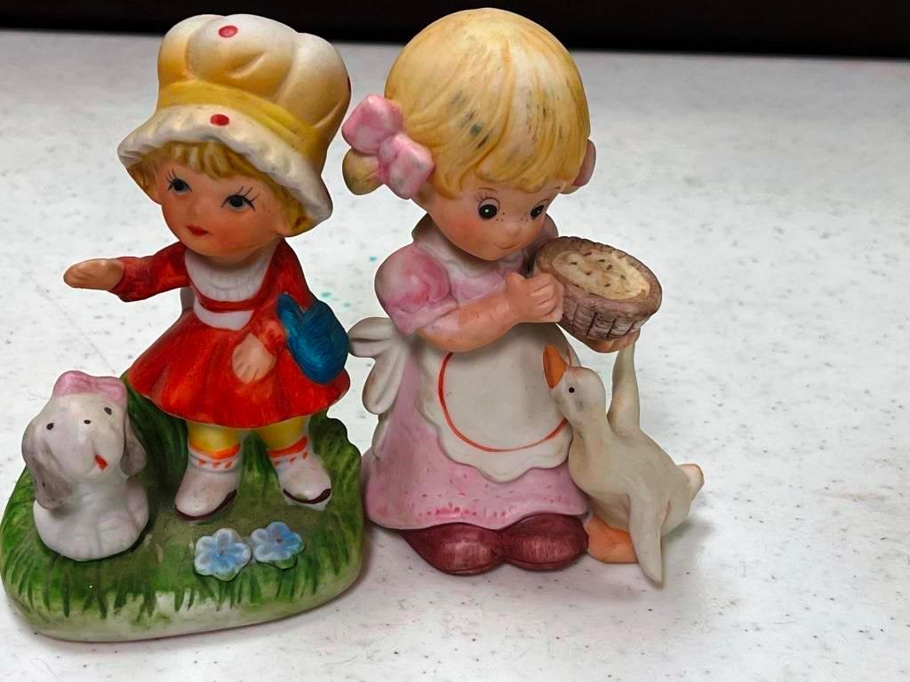 Figurines
