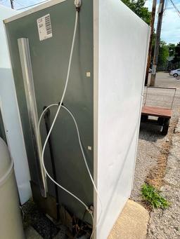 Refrigerator - Freezer