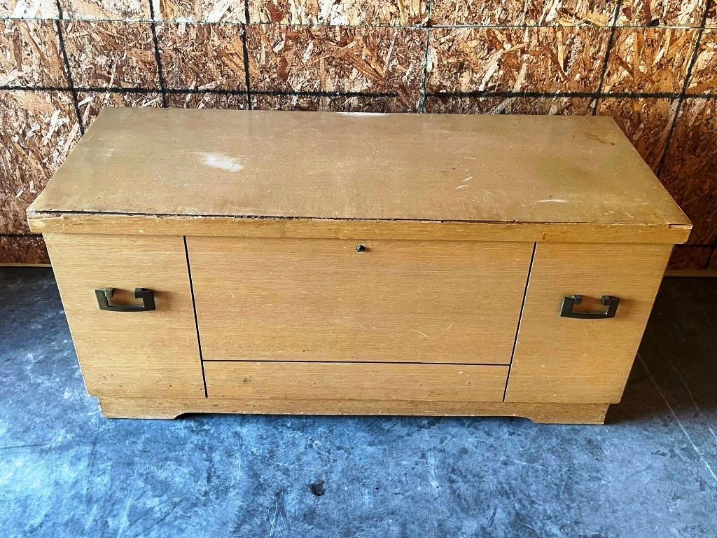 Cedar Lined Hope Chest